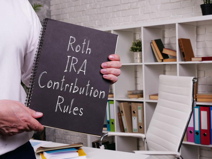 Are Roth IRA Contributions Tax Deductible? Rules and Exceptions