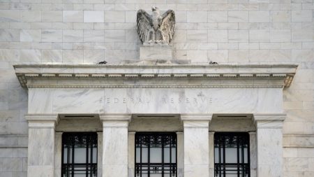 How The Federal Reserve Impacts Personal Loans
